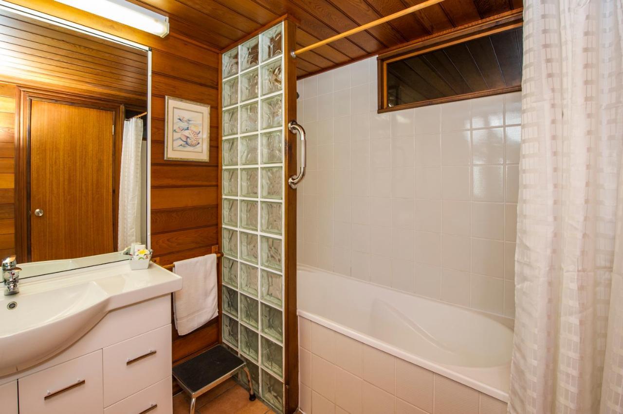 Beachside Cottage - A Private Peaceful Hidden Gem 50M To Beach Nelly Bay Eksteriør billede
